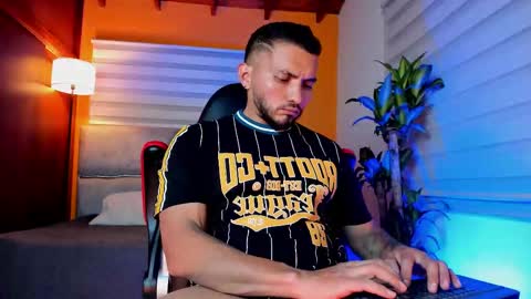 Maximus Clark online show from 02-25-26, 01:59