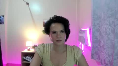 Snapshot of maxine_fucks chatting on 11-04-25, 06:40 maxine_fucks online show from 11-04-25, 06:40