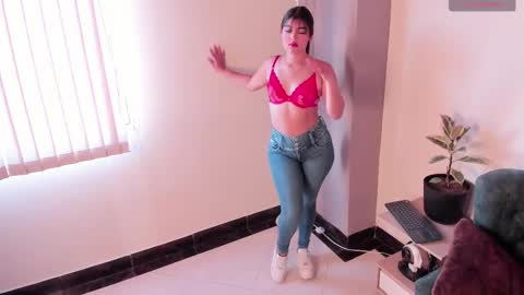 You can call me  Max online show from 09-23-25, 12:08