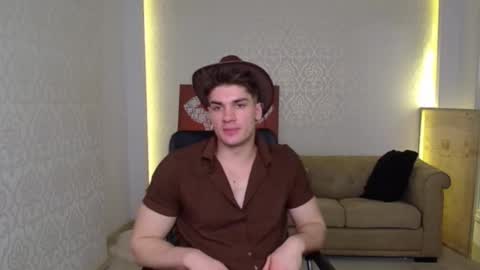 MaxKaiden online show from 02-11-25, 11:21