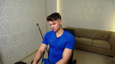 MaxKaiden online show from 11-20-25, 05:51