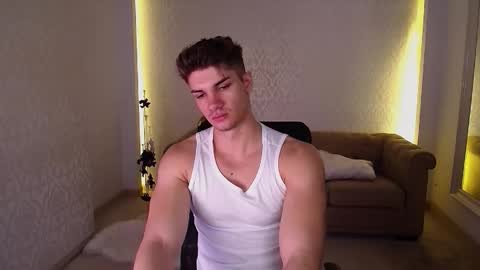 MaxKaiden online show from 11-25-25, 05:51