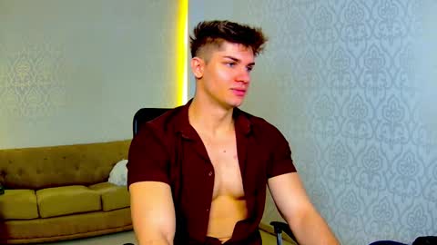 Snapshot of maxkaiden chatting on 02-11-26, 06:18 MaxKaiden online show from 02-11-26, 06:18