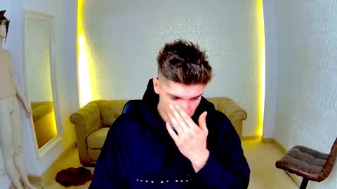 Snapshot of maxkaiden chatting on 02-17-26, 05:15 MaxKaiden online show from 02-17-26, 05:15