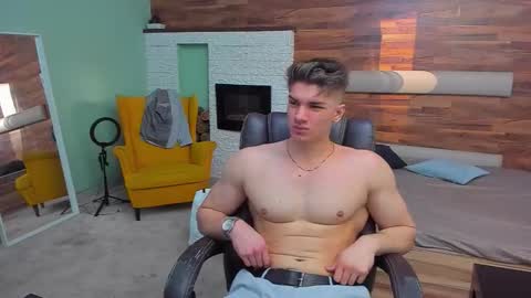 Snapshot of maxkaiden chatting on 03-07-26, 05:48 MaxKaiden online show from 03-07-26, 05:48