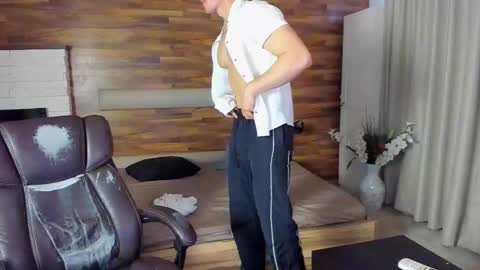 Snapshot of maxkaiden chatting on 03-13-26, 07:04 MaxKaiden online show from 03-13-26, 07:04