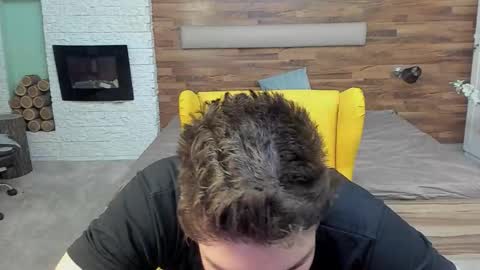 Snapshot of maxkaiden chatting on 03-25-26, 06:52 MaxKaiden online show from 03-25-26, 06:52