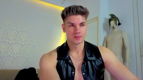 MaxKaiden online show from 04-30-26, 05:14