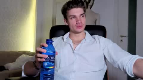 MaxKaiden online show from 06-14-26, 04:14