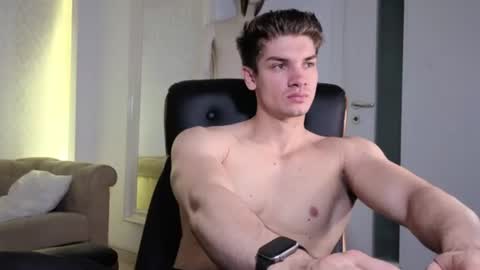 MaxKaiden online show from 06-16-26, 04:37