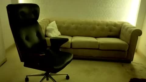 MaxKaiden online show from 06-27-26, 03:55