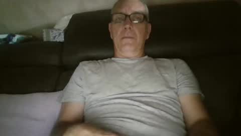 maxou569 online show from 06-18-26, 04:55