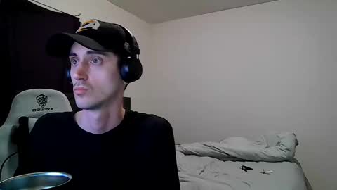 Snapshot of maxryderr chatting on 09-14-25, 12:43 Max Ryder online show from 09-14-25, 12:43