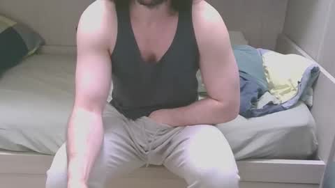 Snapshot of maxsperman1 chatting on 03-01-26, 12:40 MaxSperman online show from 03-01-26, 12:40