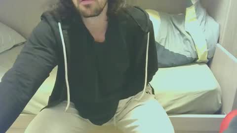 Snapshot of maxsperman1 chatting on 03-04-26, 06:14 MaxSperman online show from 03-04-26, 06:14