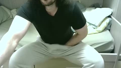 Snapshot of maxsperman1 chatting on 04-04-26, 06:27 MaxSperman online show from 04-04-26, 06:27