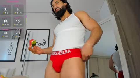 Max online show from 10-26-25, 04:13