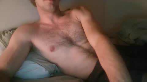 Snapshot of maxthebelg chatting on 08-10-26, 12:04 maxthebelg online show from 08-10-26, 12:04