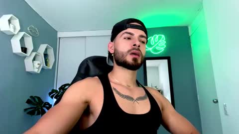 Maxi online show from 11-15-25, 09:43