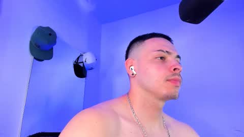 MAX online show from 09-16-25, 03:24