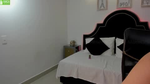 Maxxi online show from 02-23-25, 12:19