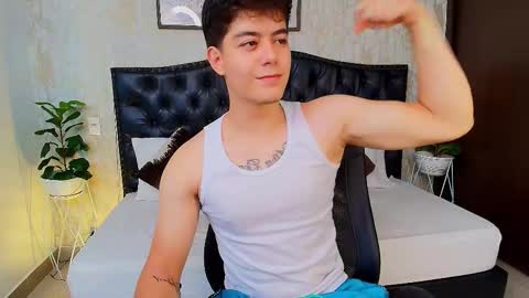 Maxxi online show from 10-01-25, 03:01