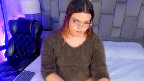 Maxine Minx online show from 03-13-26, 01:01