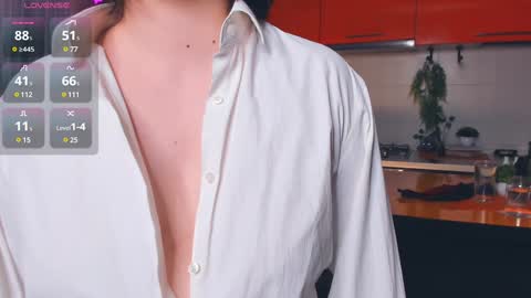 Katrin online show from 12-17-24, 01:29