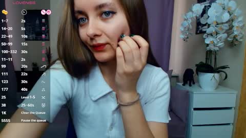 Snapshot of may_wow chatting on 04-01-26, 10:27 Katrin online show from 04-01-26, 10:27