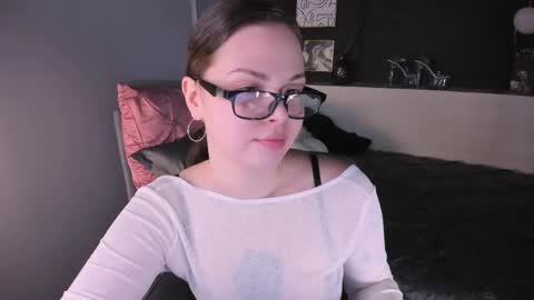 Snapshot of maya___muse chatting on 03-22-26, 02:09 Maya online show from 03-22-26, 02:09