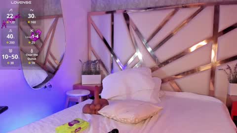 Maya online show from 01-26-25, 06:28