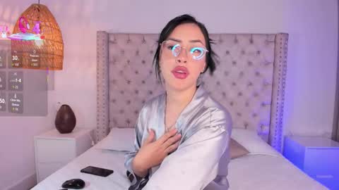 Maya online show from 12-16-25, 04:06