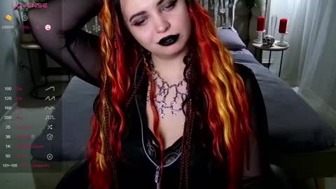 Snapshot of maya_mils chatting on 12-26-24, 04:10 Maya Mils online show from 12-26-24, 04:10