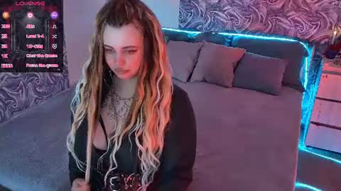 Maya Mils online show from 06-20-26, 01:09