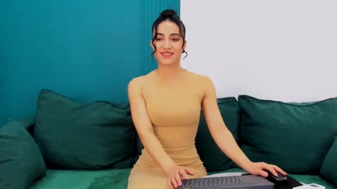 Maya online show from 02-08-25, 05:29