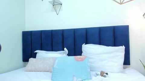 SOFIA online show from 11-27-25, 12:07