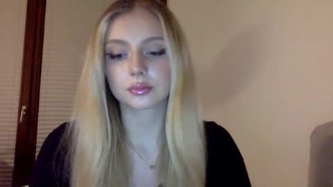 mayaflirt online show from 02-24-26, 08:51