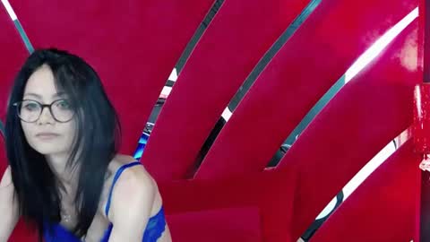 Snapshot of mayaleey chatting on 06-15-26, 04:20 Maya online show from 06-15-26, 04:20
