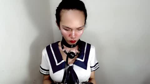 Snapshot of mayamint chatting on 10-10-25, 10:53 mayamint online show from 10-10-25, 10:53