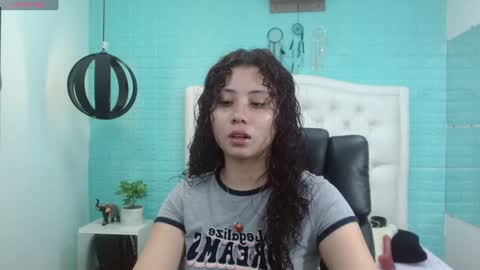 Maya online show from 02-01-25, 12:05