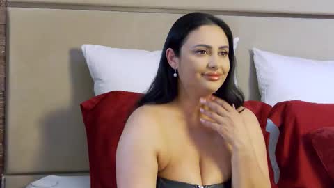 Maya online show from 02-12-26, 10:05