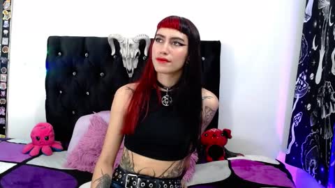 mayaredd online show from 01-26-25, 04:09