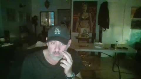 Snapshot of maybearope chatting on 11-16-25, 02:00 maybearope online show from 11-16-25, 02:00
