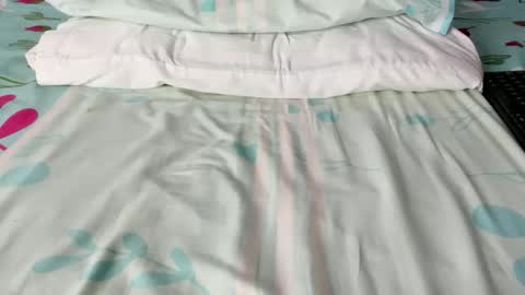 Maybelline69 online show from 12-17-25, 05:41