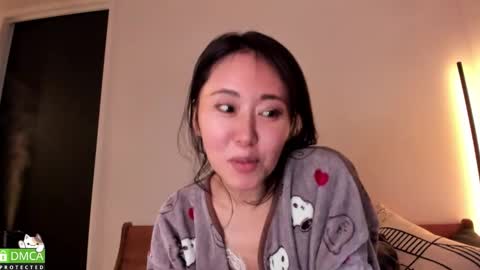 Snapshot of maybenanako chatting on 02-22-26, 12:01 Nanako online show from 02-22-26, 12:01