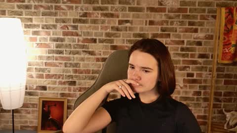 maybloom_ online show from 12-18-25, 05:13