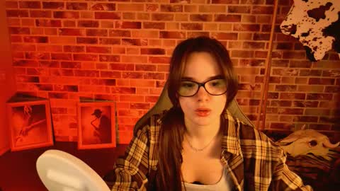 Snapshot of maybloom_ chatting on 02-26-26, 03:00 maybloom_ online show from 02-26-26, 03:00