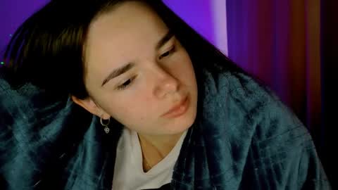 Snapshot of maybloom_ chatting on 05-12-26, 05:04 maybloom_ online show from 05-12-26, 05:04