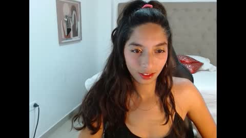 MAYA online show from 02-08-25, 01:43