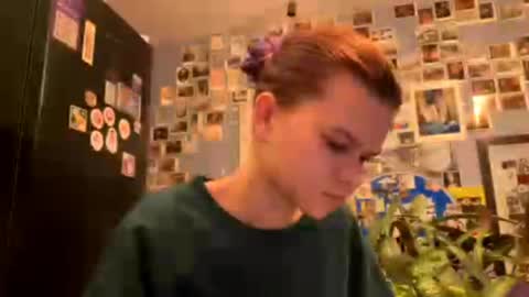 Rose online show from 03-31-26, 05:24